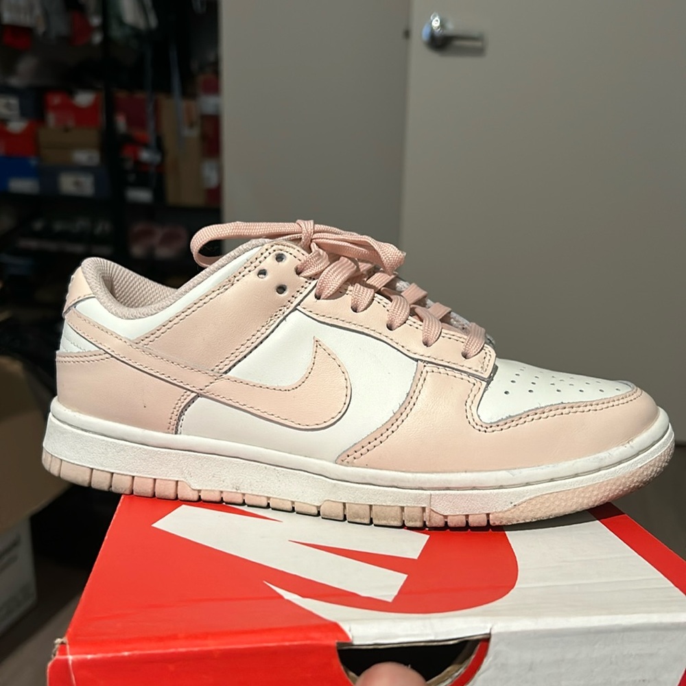Womens Nike Dunk Low